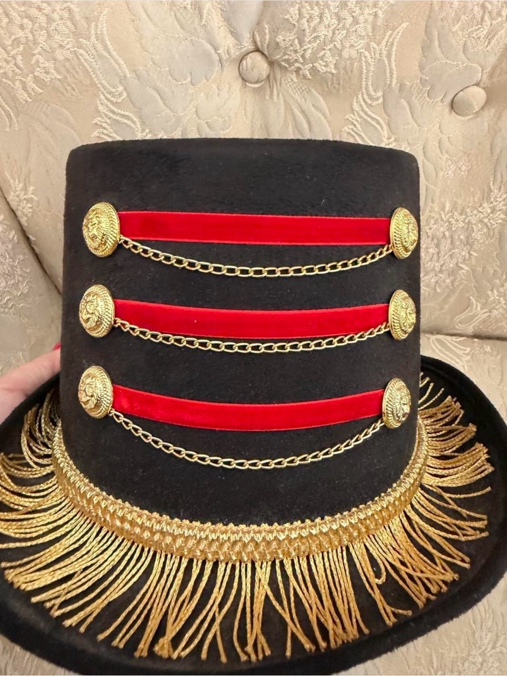 Ringmaster hat spirit Halloween